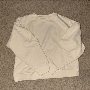 Very cute white hoodie/top